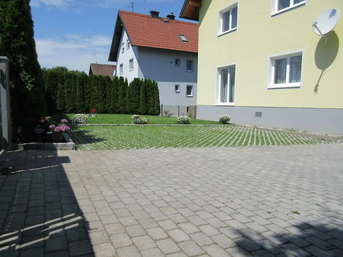 Home Apartments Solnohrad 0*,  Rakousko
