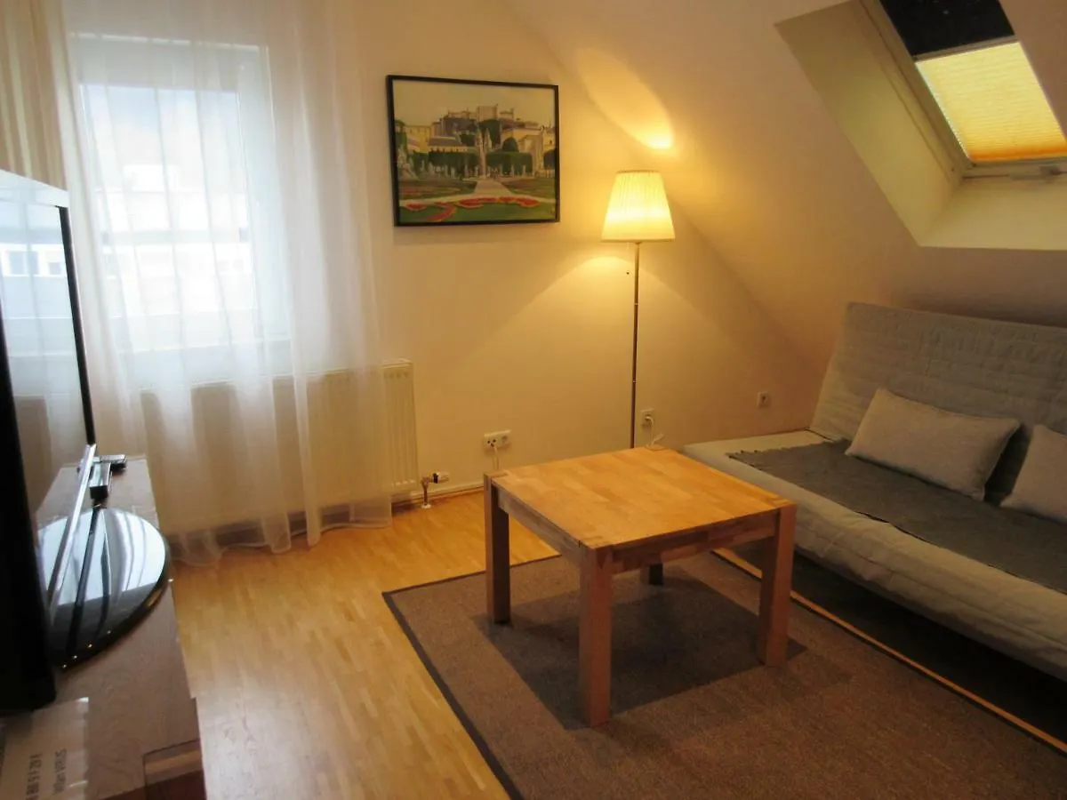 Home Apartments Solnohrad
